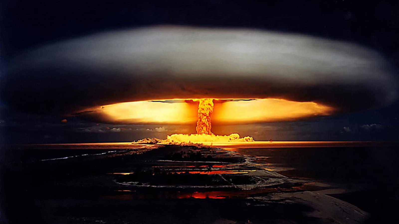 How to Survive a Nuclear Attack: The Ultimate Guide - The Survival Prep Store